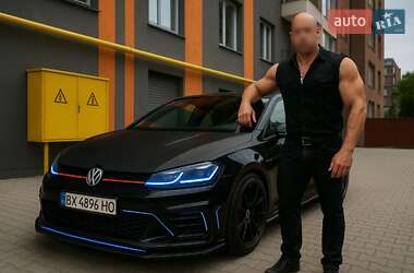 Универсал Volkswagen Golf 2017 в Хмельницком