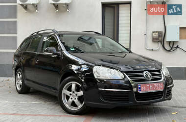 Универсал Volkswagen Golf 2008 в Могилев-Подольске