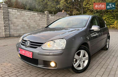 Хетчбек Volkswagen Golf 2008 в Луцьку