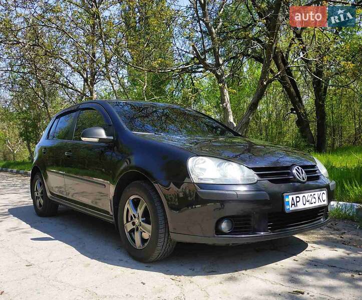 Хетчбек Volkswagen Golf 2007 в Запоріжжі