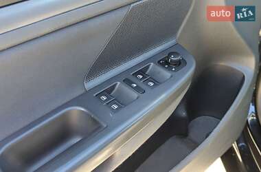 Універсал Volkswagen Golf 2007 в  фото 6 Універсал Volkswagen Golf 2007 в