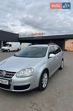 Универсал Volkswagen Golf 2009 в Первомайске
