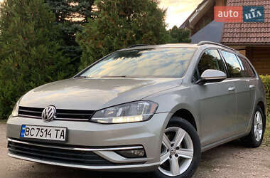Универсал Volkswagen Golf 2017 в Дрогобыче