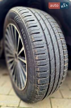 Хэтчбек Volkswagen Golf 2001 в  фото 22 Хэтчбек Volkswagen Golf 2001 в