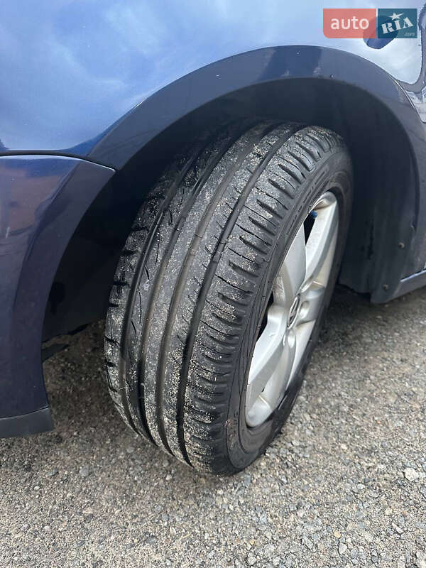 Хетчбек Volkswagen Golf 2008 в Дніпрі