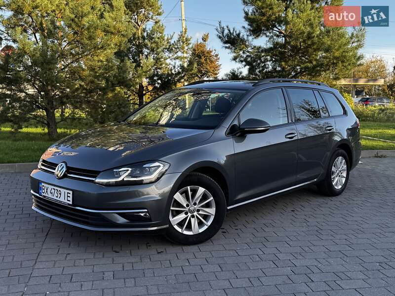 Універсал Volkswagen Golf 2019 в Хмельницькому