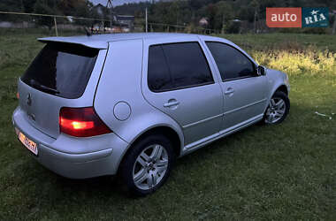 Хэтчбек Volkswagen Golf 2002 в Ивано-Франковске