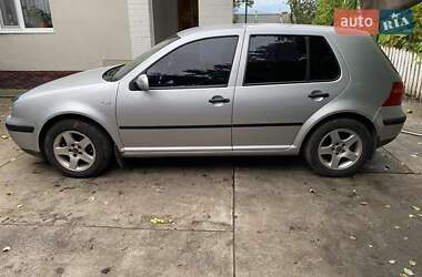 Хетчбек Volkswagen Golf 2003 в Благовіщенську