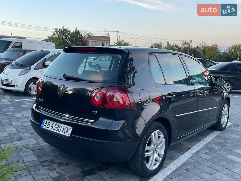 Хэтчбек Volkswagen Golf 2008 в Виннице