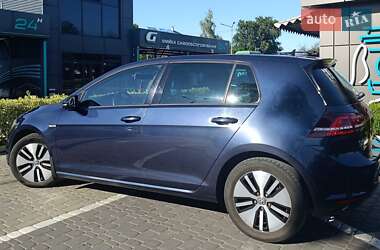 Хетчбек Volkswagen Golf 2016 в Коростені