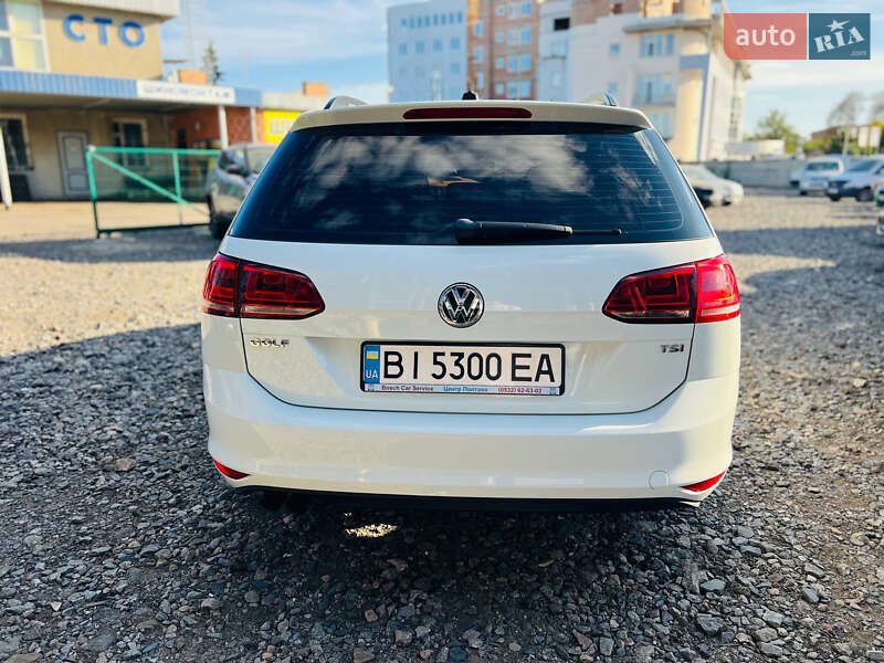 Универсал Volkswagen Golf 2016 в Полтаве