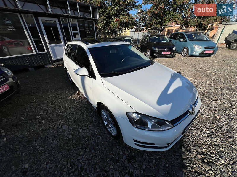 Универсал Volkswagen Golf 2016 в Полтаве