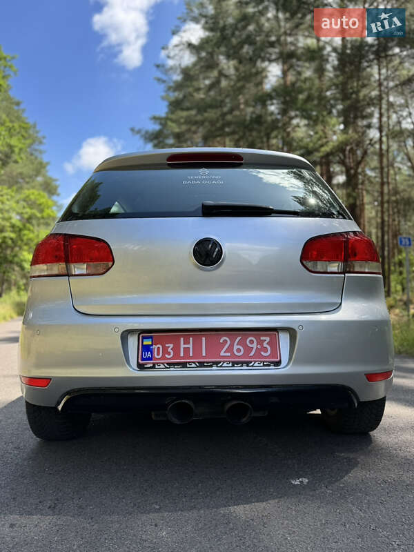 Хетчбек Volkswagen Golf 2009 в Луцьку