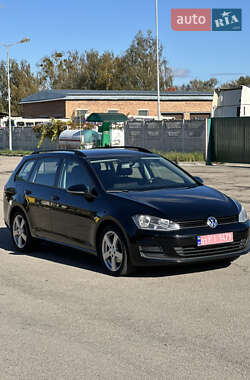 Універсал Volkswagen Golf 2014 в Коростені
