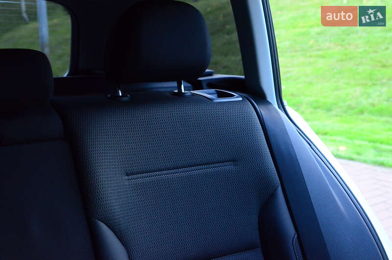 Універсал Volkswagen Golf 2015 в Києві