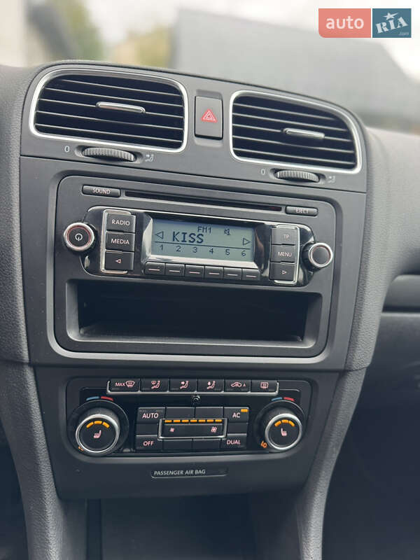 Хетчбек Volkswagen Golf 2012 в Львові