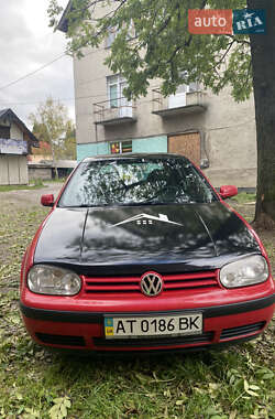 Хэтчбек Volkswagen Golf 2000 в Ворохте