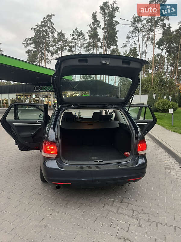 Универсал Volkswagen Golf 2010 в Киеве фото 3 Универсал Volkswagen Golf 2010 в Киеве