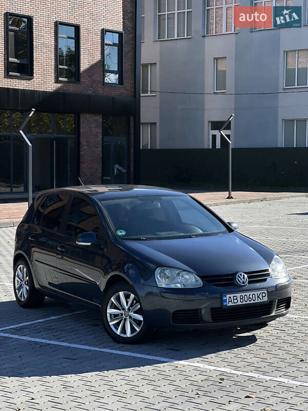 Volkswagen Golf 2005