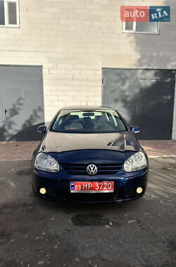 Хэтчбек Volkswagen Golf 2006 в  фото 2 Хэтчбек Volkswagen Golf 2006 в