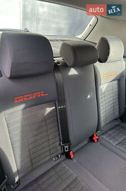 Хэтчбек Volkswagen Golf 2006 в  фото 13 Хэтчбек Volkswagen Golf 2006 в