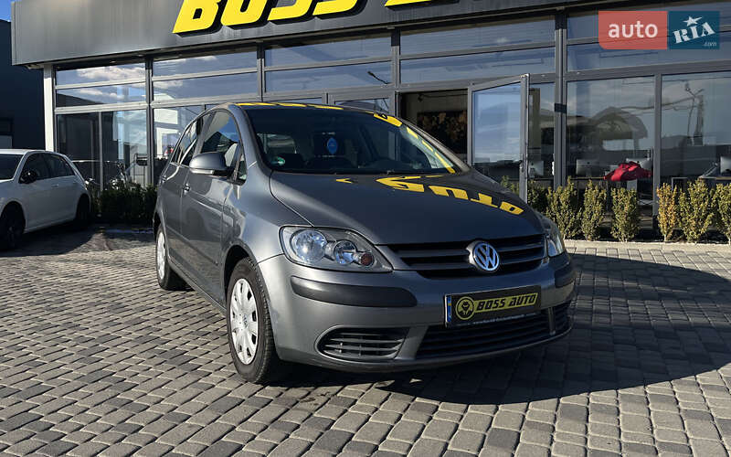 Volkswagen Golf 2005