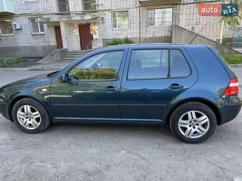 Хэтчбек Volkswagen Golf 2002 в Кременчуге фото Хэтчбек Volkswagen Golf 2002 в Кременчуге