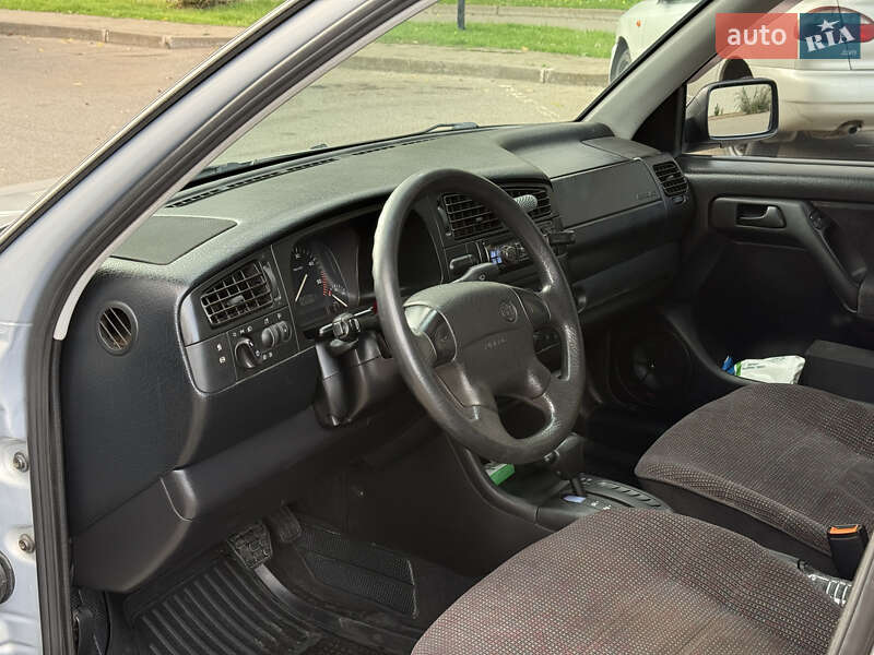 Універсал Volkswagen Golf 1996 в Кривому Розі фото 9 Універсал Volkswagen Golf 1996 в Кривому Розі