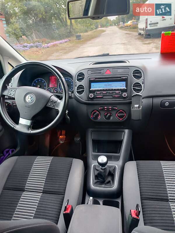 Хэтчбек Volkswagen Golf 2008 в Лозовой фото 5 Хэтчбек Volkswagen Golf 2008 в Лозовой