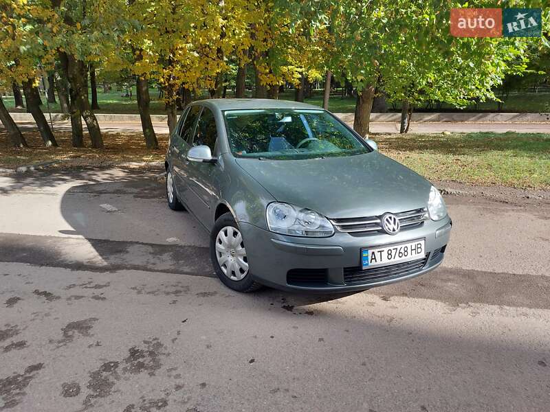 Хэтчбек Volkswagen Golf 2005 в Ивано-Франковске фото 3 Хэтчбек Volkswagen Golf 2005 в Ивано-Франковске