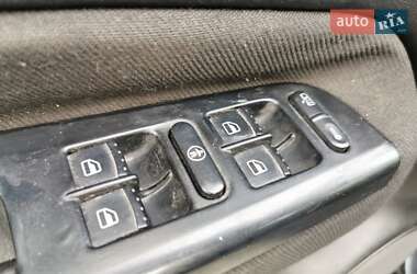 Хэтчбек Volkswagen Golf 1998 в  фото 5 Хэтчбек Volkswagen Golf 1998 в