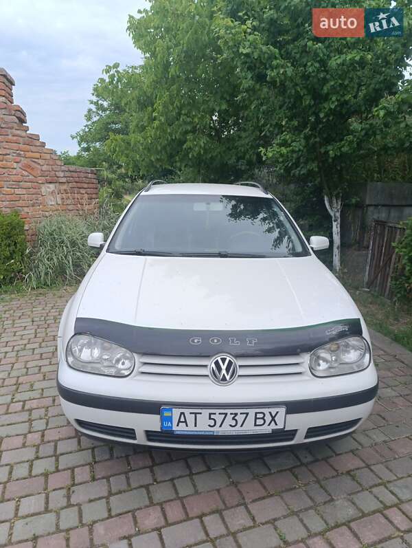 Універсал Volkswagen Golf 2005 в Івано-Франківську