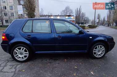 Хетчбек Volkswagen Golf 2002 в Кременчуці