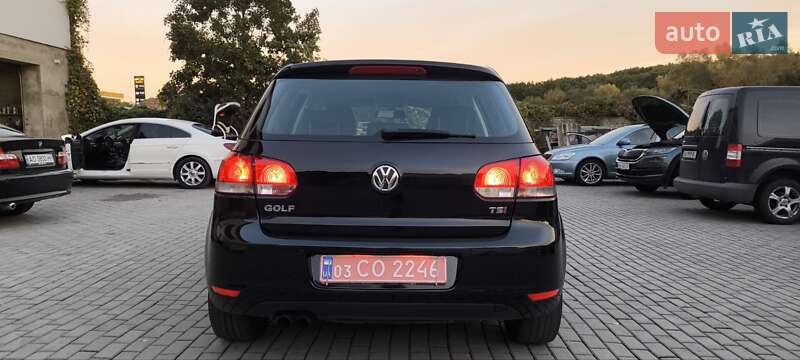 Хетчбек Volkswagen Golf 2009 в Мукачевому