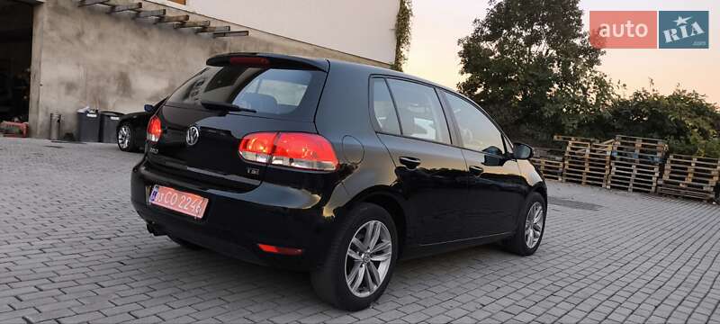 Хетчбек Volkswagen Golf 2009 в Мукачевому