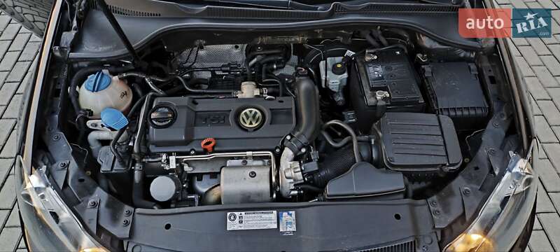 Хетчбек Volkswagen Golf 2009 в Мукачевому