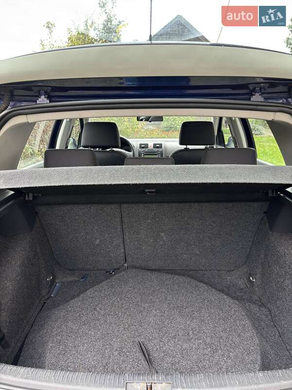 Хэтчбек Volkswagen Golf 2006 в Ивано-Франковске