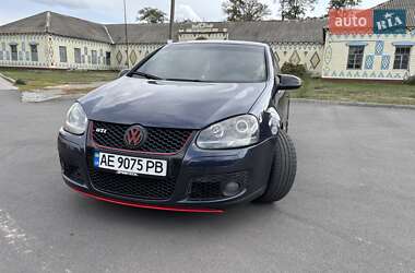Хэтчбек Volkswagen Golf 2006 в Новомосковске