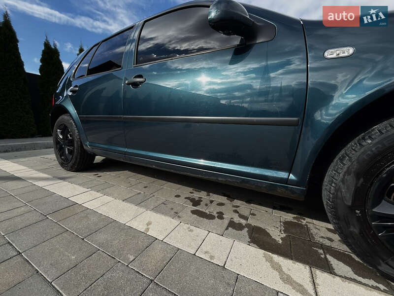 Хетчбек Volkswagen Golf 2003 в Кам'янець-Подільському фото 23 Хетчбек Volkswagen Golf 2003 в Кам'янець-Подільському