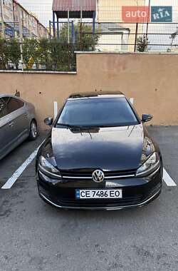 Хэтчбек Volkswagen Golf 2014 в Черновцах