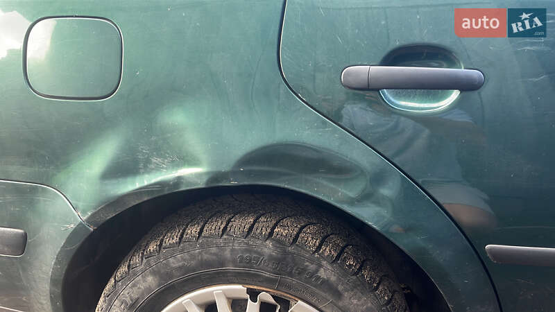 Універсал Volkswagen Golf 1999 в Володимирі