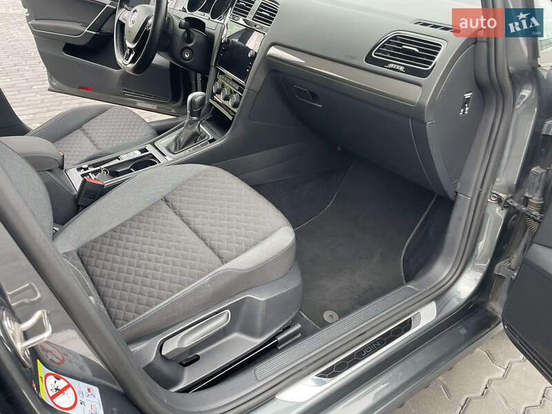 Универсал Volkswagen Golf 2018 в Сваляве фото 9 Универсал Volkswagen Golf 2018 в Сваляве