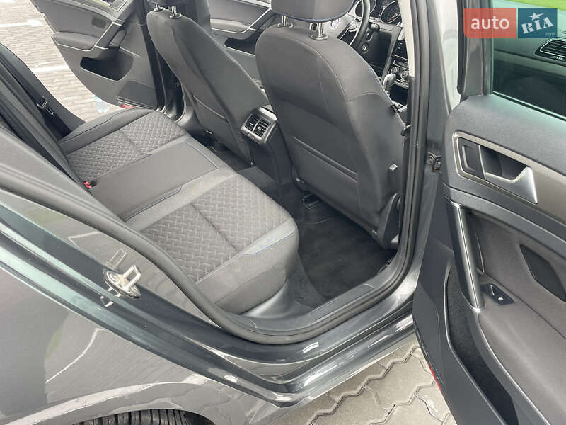 Универсал Volkswagen Golf 2018 в Сваляве фото 11 Универсал Volkswagen Golf 2018 в Сваляве