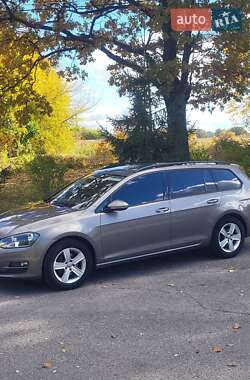 Хэтчбек Volkswagen Golf 2015 в Прилуках
