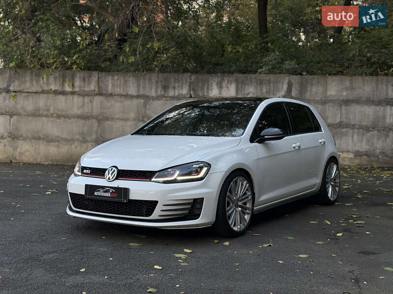 Volkswagen Golf 2014