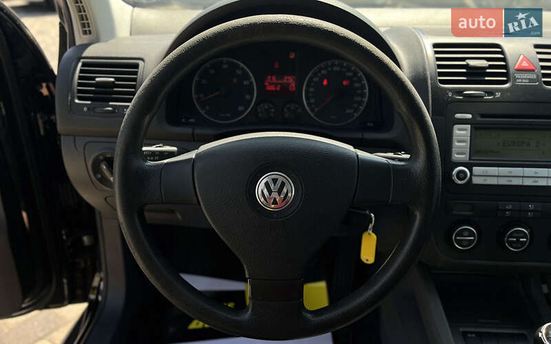 Хэтчбек Volkswagen Golf 2007 в Мукачево