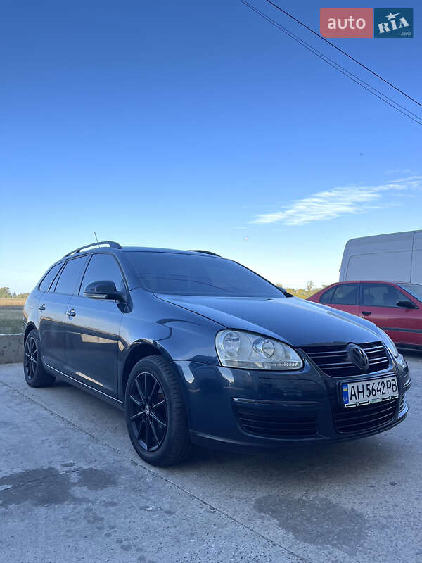 Универсал Volkswagen Golf 2008 в Одессе
