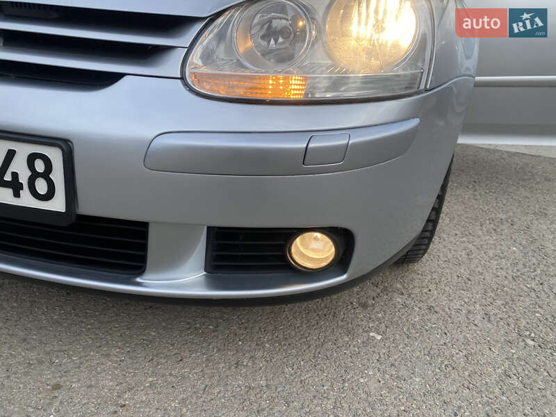 Хэтчбек Volkswagen Golf 2006 в Ивано-Франковске