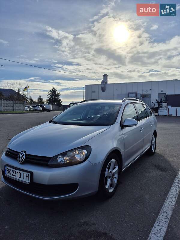 Універсал Volkswagen Golf 2009 в Вараші фото 8 Універсал Volkswagen Golf 2009 в Вараші