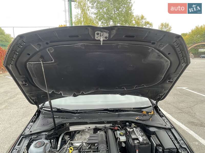 Хэтчбек Volkswagen Golf 2020 в Днепре